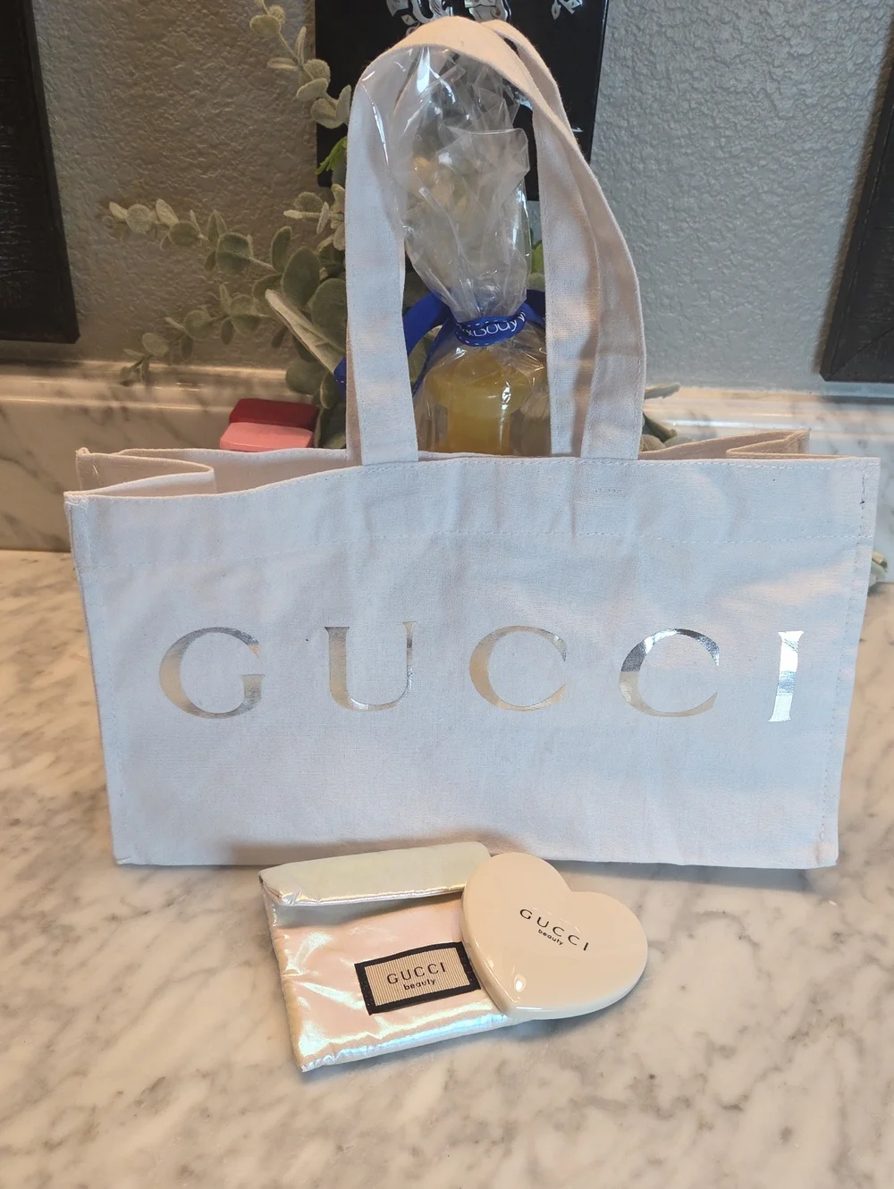 GWP Gucci Beauty White Canvas Tote with Silver Logo Accents and Mirror
